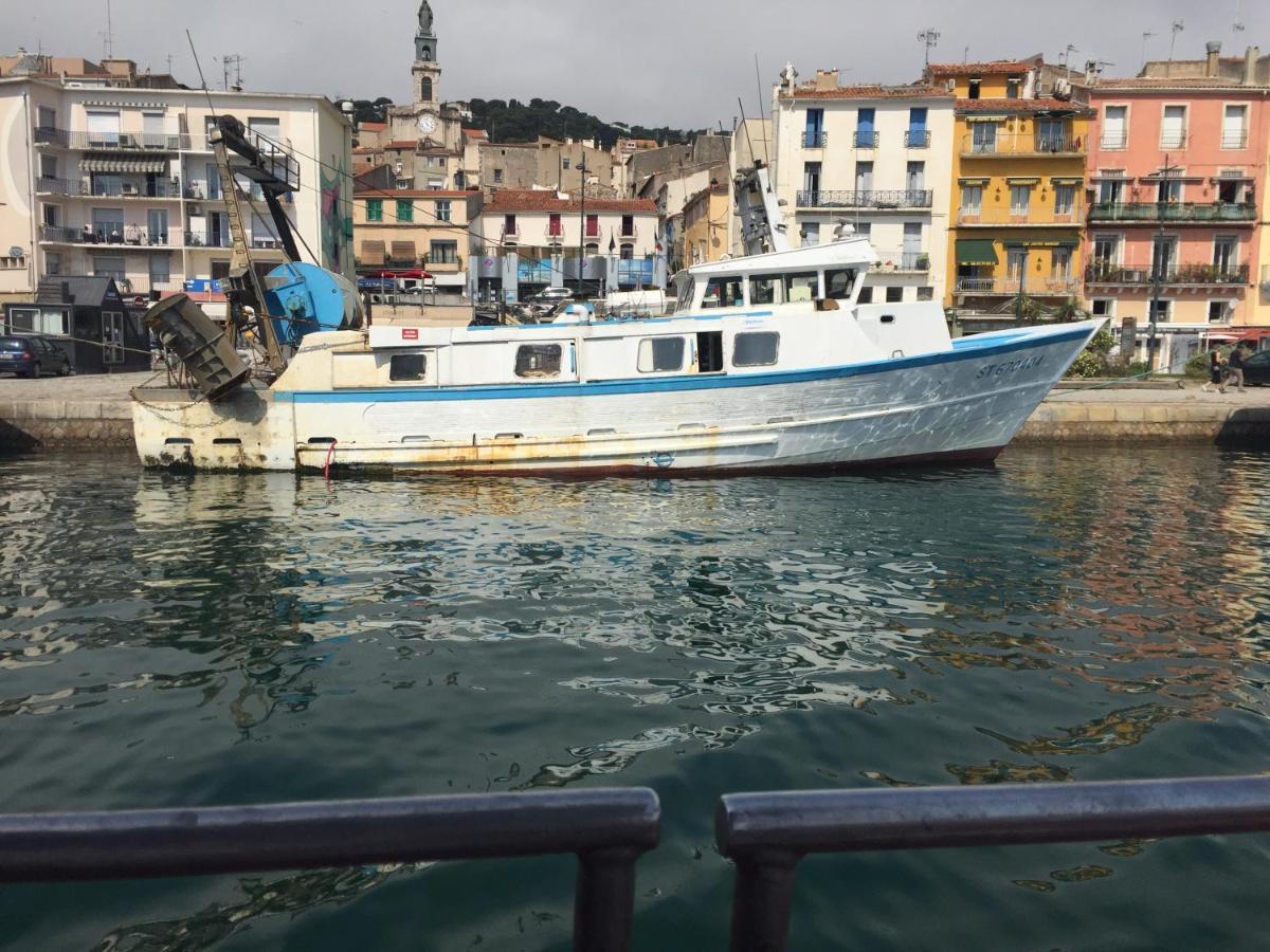 Duplex Arago Au Coeur De Sete, Comme Une Petite Maison Eksteriør billede