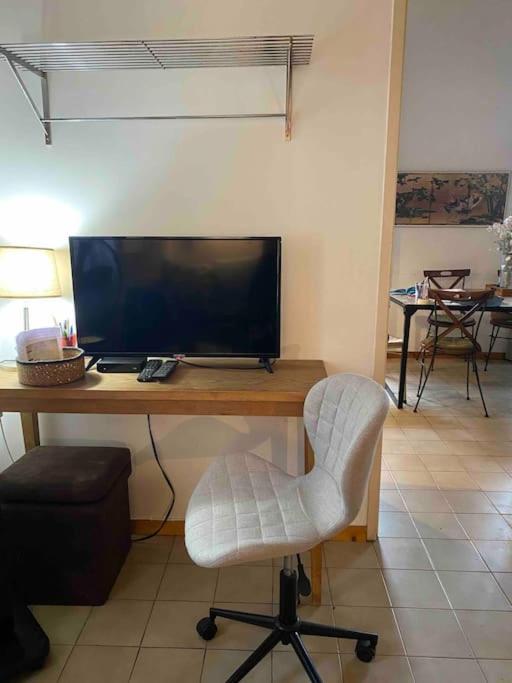 Duplex Arago Au Coeur De Sete, Comme Une Petite Maison Eksteriør billede