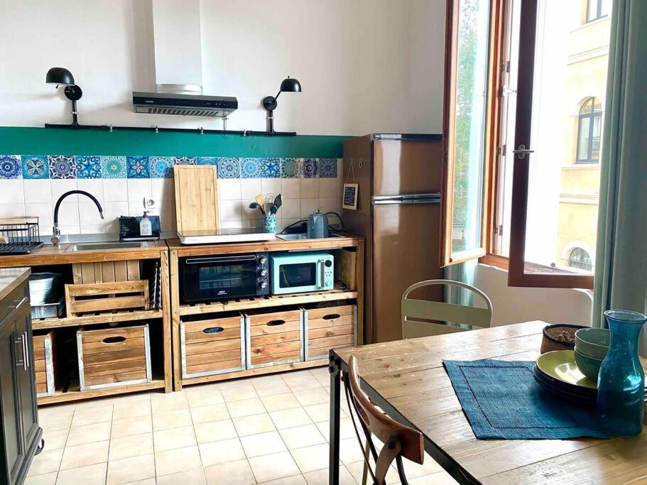Duplex Arago Au Coeur De Sete, Comme Une Petite Maison Eksteriør billede